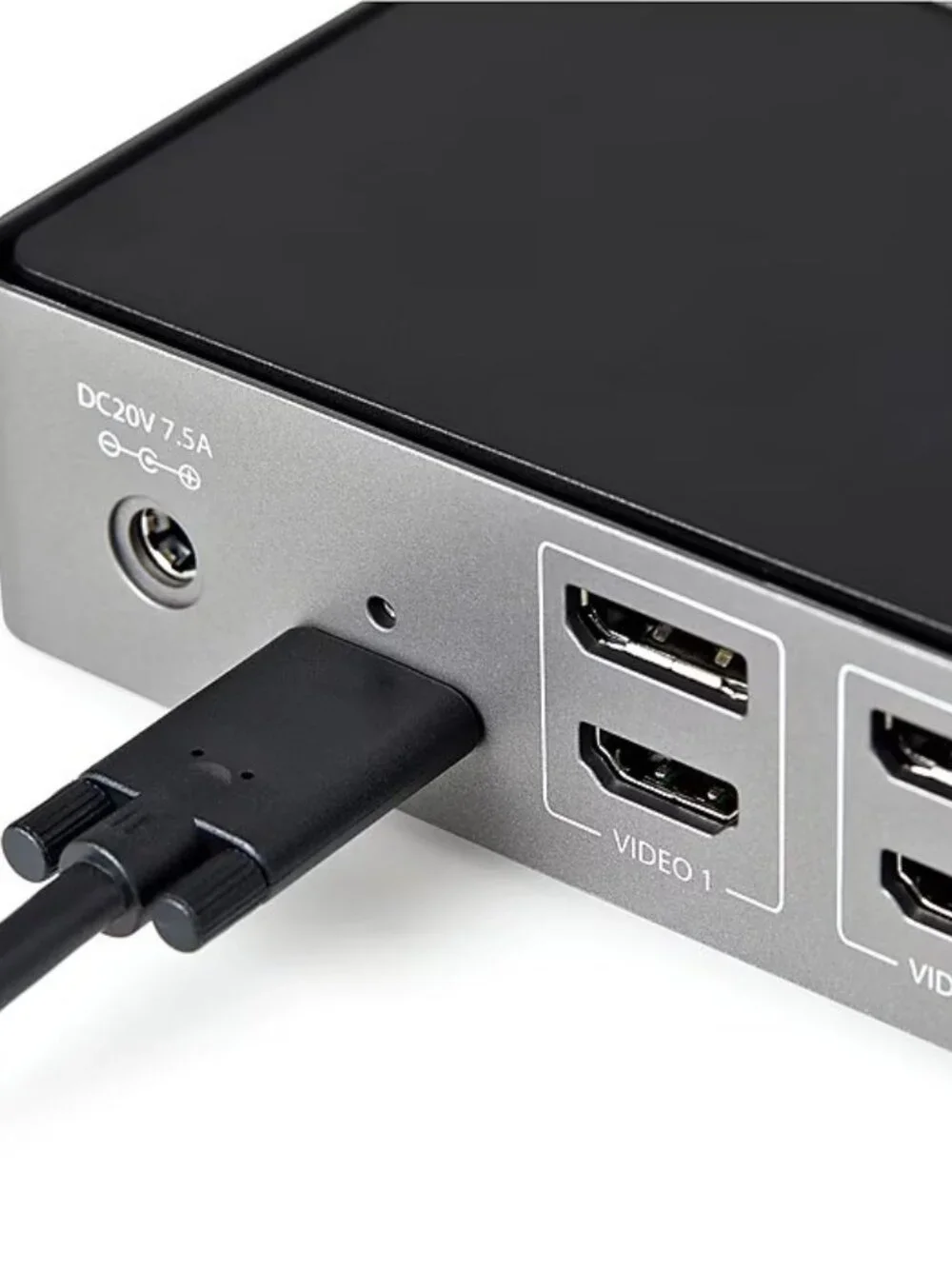 StarTech Hybrid USB-C USB-A Universal Triple Monitor Laptop Docking Station